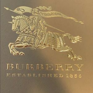 Meet your Posher, Alya